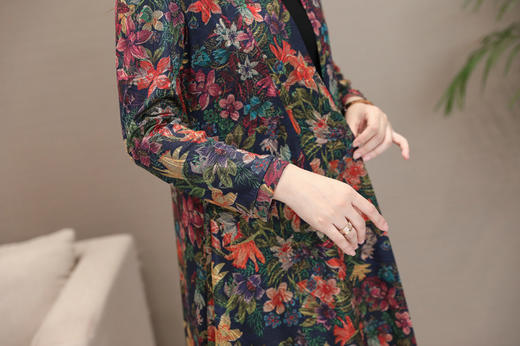 DS-2726秋季新款韩版复古印花松显瘦开衫上衣 商品图4