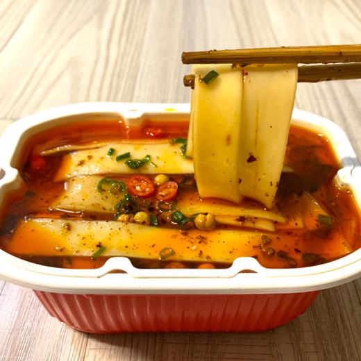 山江源自热浓汁土豆宽粉 245g*2盒 商品图0