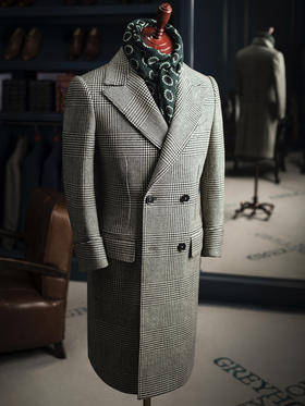 Dugdale Lambswool 580克羔羊毛黑白亲王格马球大衣