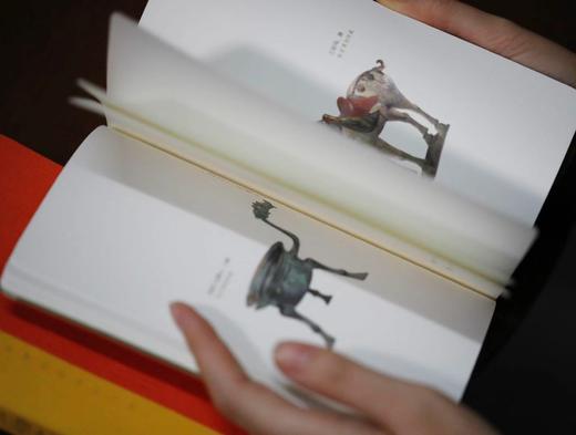 【祝勇钤印本】人文之宝2020·古物之美（附赠精美刺绣贴） 商品图4