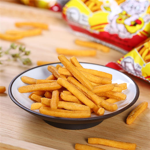 咪咪虾条 休闲零食 正宗马来西亚风味 20g/包 8090童年的回忆 包邮 新老包装随机发货 商品图0