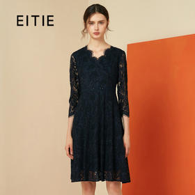 EITIE爱特爱女装秋冬新品优雅V领睫毛蕾丝收腰显瘦连衣裙6007742