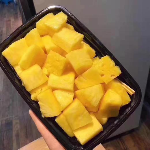 菲律宾sw金菠萝 凤梨 果肉金黄 酸甜多汁 爽脆 单果约1300克 商品图1