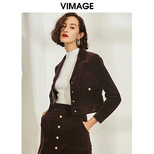 VIMAGE纬漫纪女装秋冬新品时尚翻领复古灯芯绒单排扣短外套V1203808 商品图2