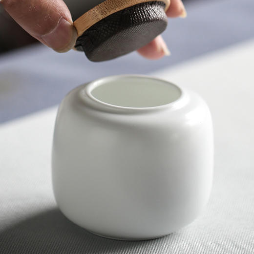 陶瓷茶叶罐迷你密封罐.甜白釉 商品图3