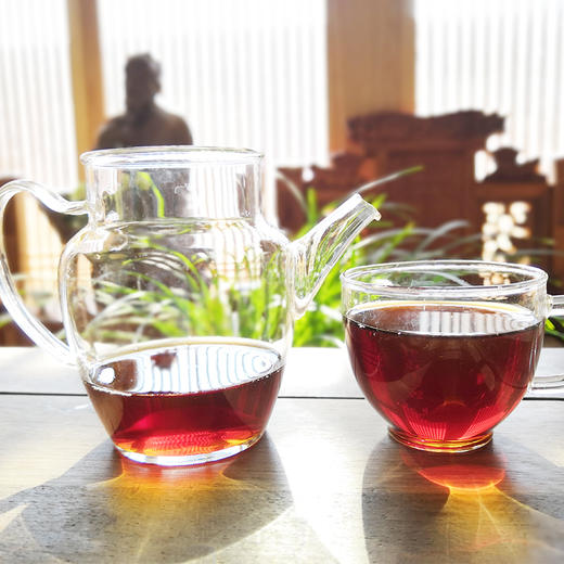 葳盛茶业2016年鸣春话茶典藏普洱茶熟茶300克饼 商品图3