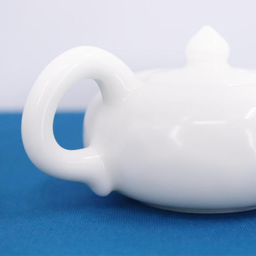 云中居.德化白瓷甜白釉莲花纹茶壶 商品图3