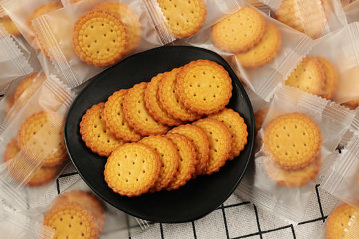 南乳小圆饼  磨砂卷膜包装 保质期5个月 商品图2