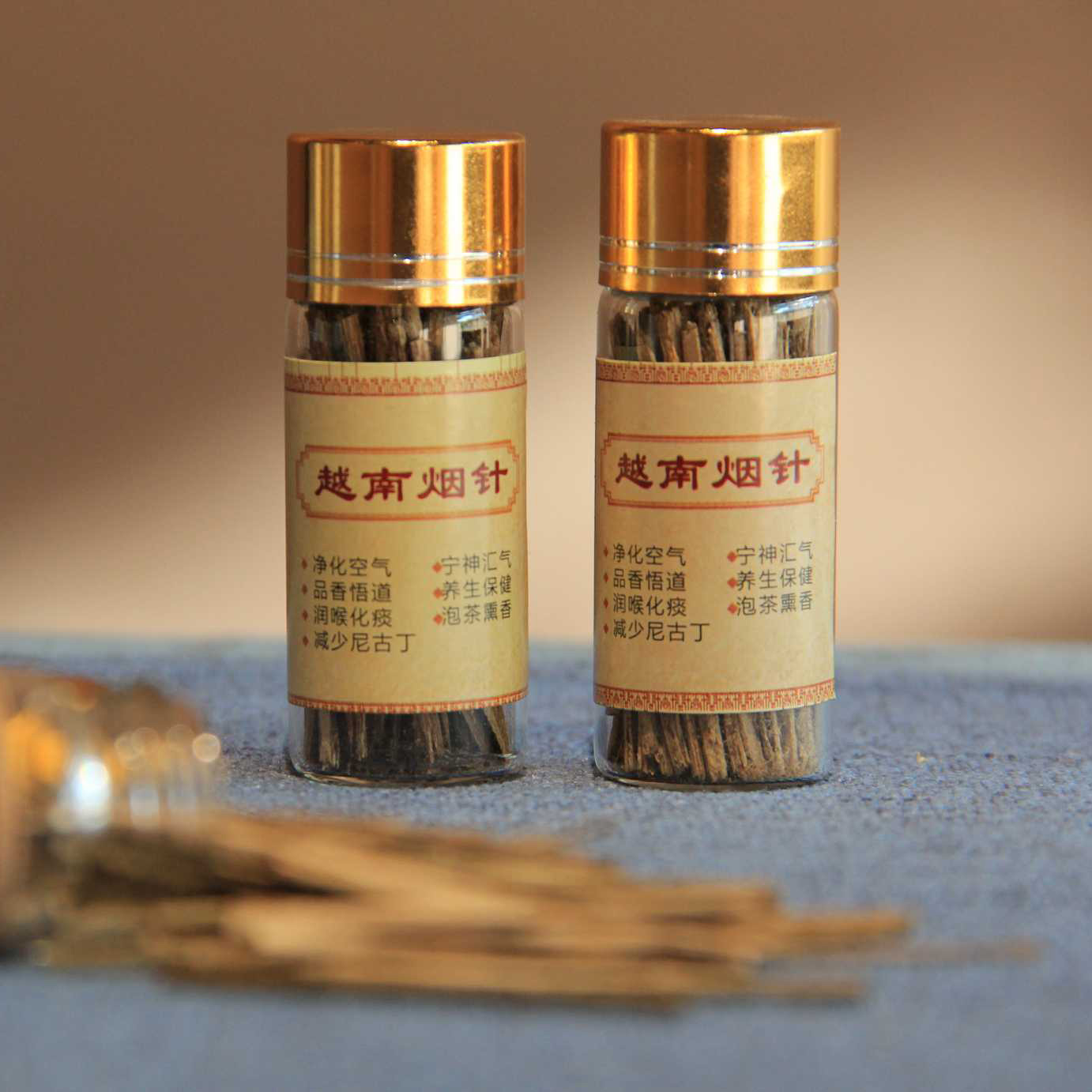 约60根一瓶可供三包使用 越南烟针