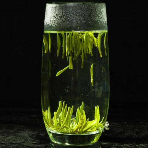 峨眉山云雾绿茶 特级青针 雨前嫩芽 竹叶型青茶 单芽雀舌 商品图3
