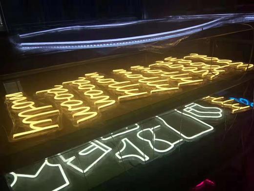 霓虹灯发光字S软灯带 商品图3