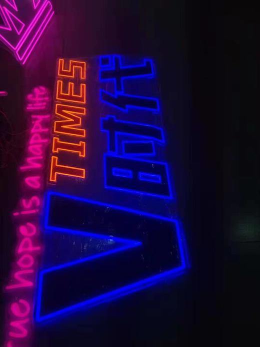 霓虹灯发光字S软灯带 商品图1