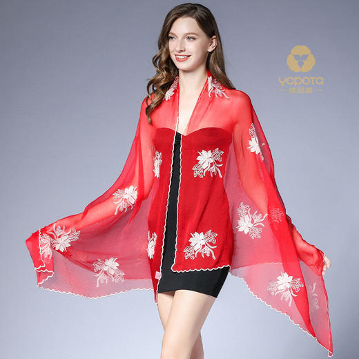 优品堂“蝶影空间”桑蚕丝真丝巾刺绣长围巾 商品图11