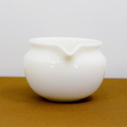 云中居功夫茶具.德化白瓷公道杯 商品图1