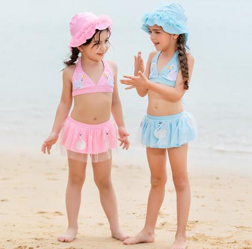 【运动装备】儿童泳衣分体女孩比基尼系带公主裙泳帽三件套可爱天鹅潜水服 商品图0