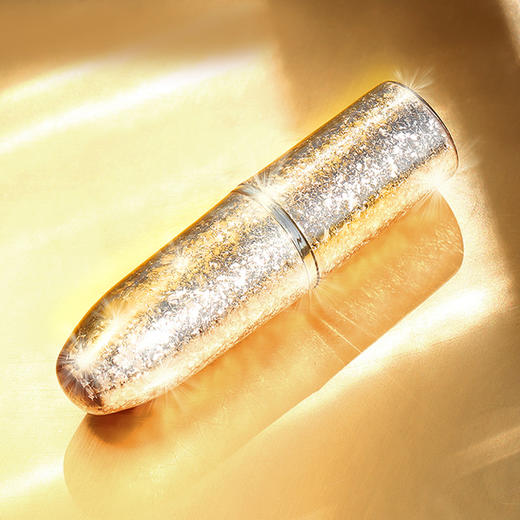 一支=口红+润唇膏+唇膜 胡萝卜素变色润唇膏 滋润修护 打底不油腻 不脱色 孕妇小孩可用 商品图5