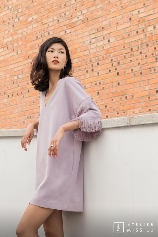 AtelierMissLu / Eileen-香芋紫袖口流苏V领连身裙 商品图10