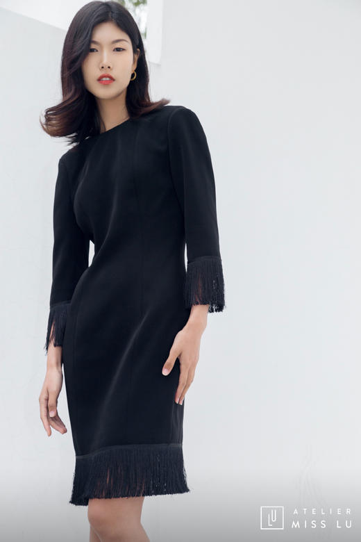 AtelierMissLu / Hera-黑色袖口下摆流苏装饰连身裙 商品图14