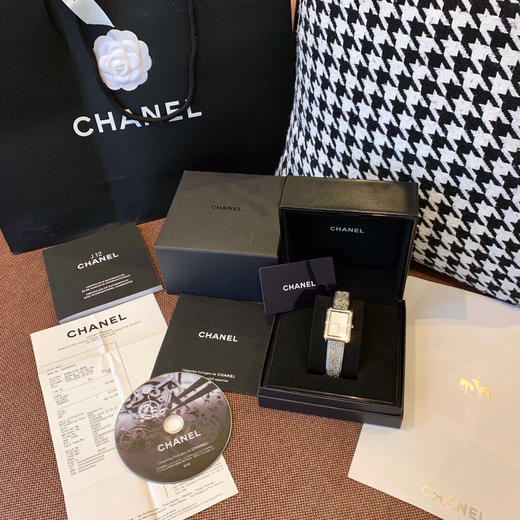 BV香奈儿充满女性韵味的PREMIÈRE系列腕表 商品图0