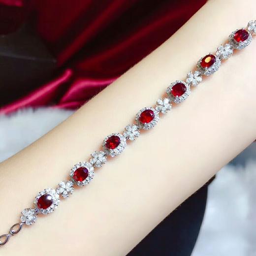 18k无烧红宝石手链,红色定格热情的爱与浪漫,主石:4.37ct,金:11.