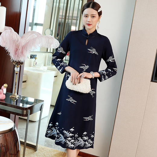 MWYG-9IH52865秋冬新款长袖红色女裙 商品图1