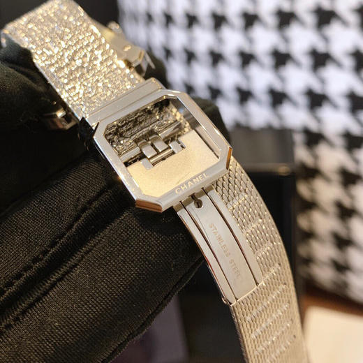 BV香奈儿充满女性韵味的PREMIÈRE系列腕表 商品图8