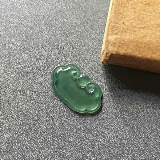 高冰种晴水绿雪花棉翡翠如意 商品图0