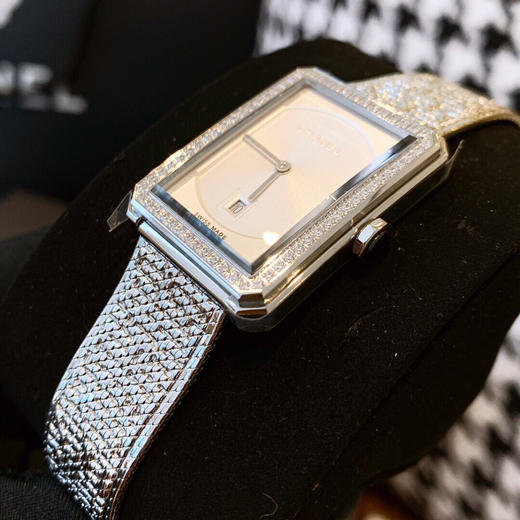 BV香奈儿充满女性韵味的PREMIÈRE系列腕表 商品图4