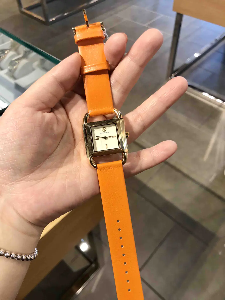 2/10061200-1380价格￥3400剩余243色降价!
