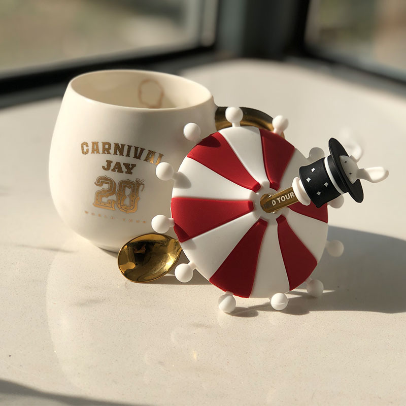 周杰伦嘉年华20周年陶瓷杯纪念礼盒