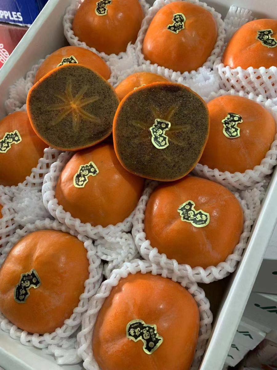 【全国包邮】日本和歌山黑糖柿子,口感是硬脆柿子哦,那水分逆天,比较