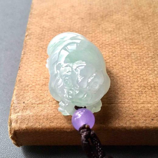 糯冰种飘阳绿翡翠三足金蟾 商品图1