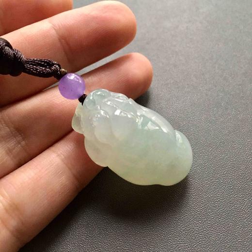 糯冰种飘阳绿翡翠三足金蟾 商品图6