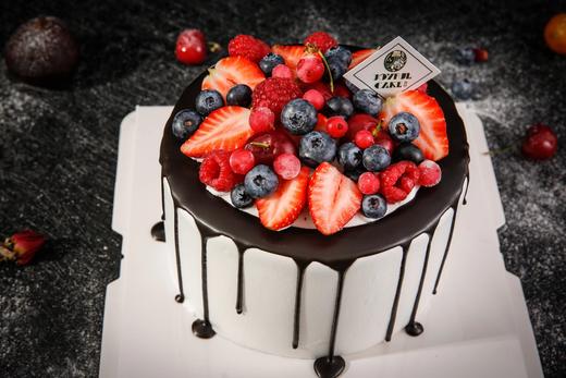 巧克力浆果芝士水果蛋糕 商品图1