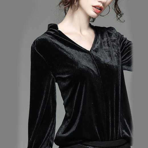 丁摩 新款金丝绒上衣女打底衫秋季复古V领时尚宽松洋气气质长袖T恤19-175DB149240531 商品图3
