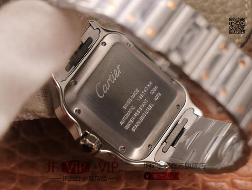 BV男装大号-卡地亚新款山度士 表壳：316材质表盘：渐变蓝色表针，尺寸：39.8X47.5X9.08毫米表冠：蓝宝石机芯：MIYOTA-9015 商品图4