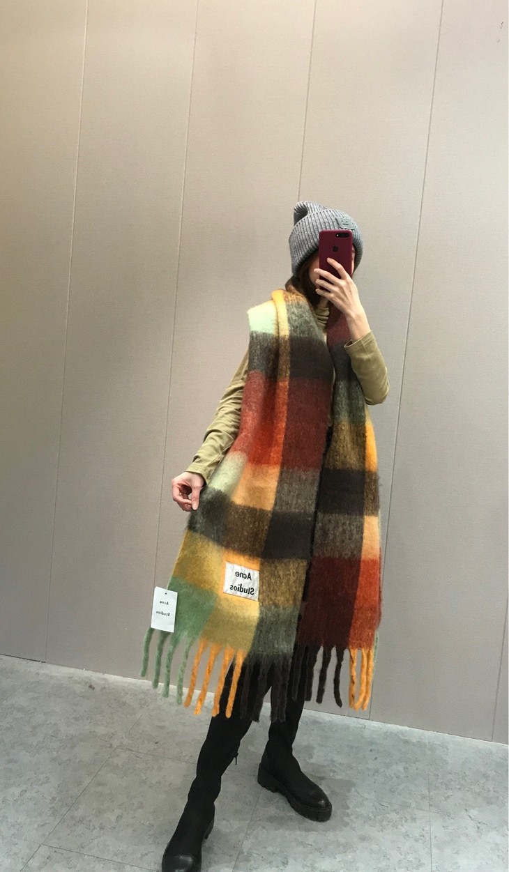 acne秋冬彩虹围巾