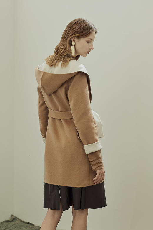  秋冬 女装连帽中长款羊绒呢大衣 SJF18W721N 商品图3