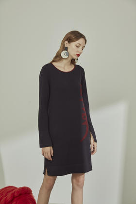  秋冬 蒙古文字圆领羊绒连衣裙 SJF91W115N