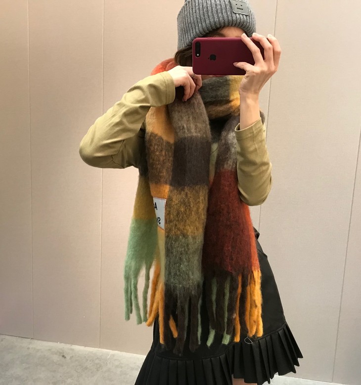 acne秋冬彩虹围巾