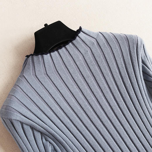 OL-52278秋冬新款半高领喇叭袖拼接条纹A字裙 商品图2