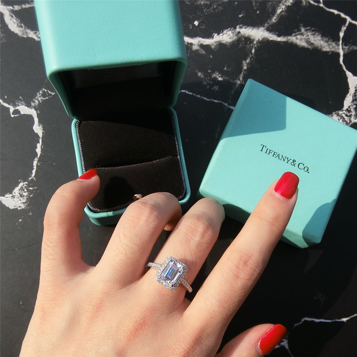 编码tfj59170蒂芙尼tiffany祖母绿切割围镶925纯银戒指