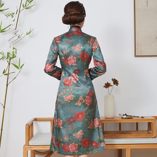 QC-1697745秋季新款手工盘扣旗袍裙 商品图4