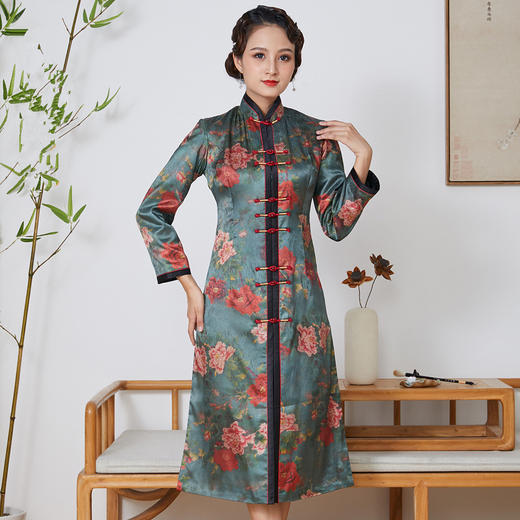 QC-1697745秋季新款手工盘扣旗袍裙 商品图2