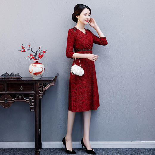 WXG-19090秋冬新款气质妈妈装连衣裙 商品图4