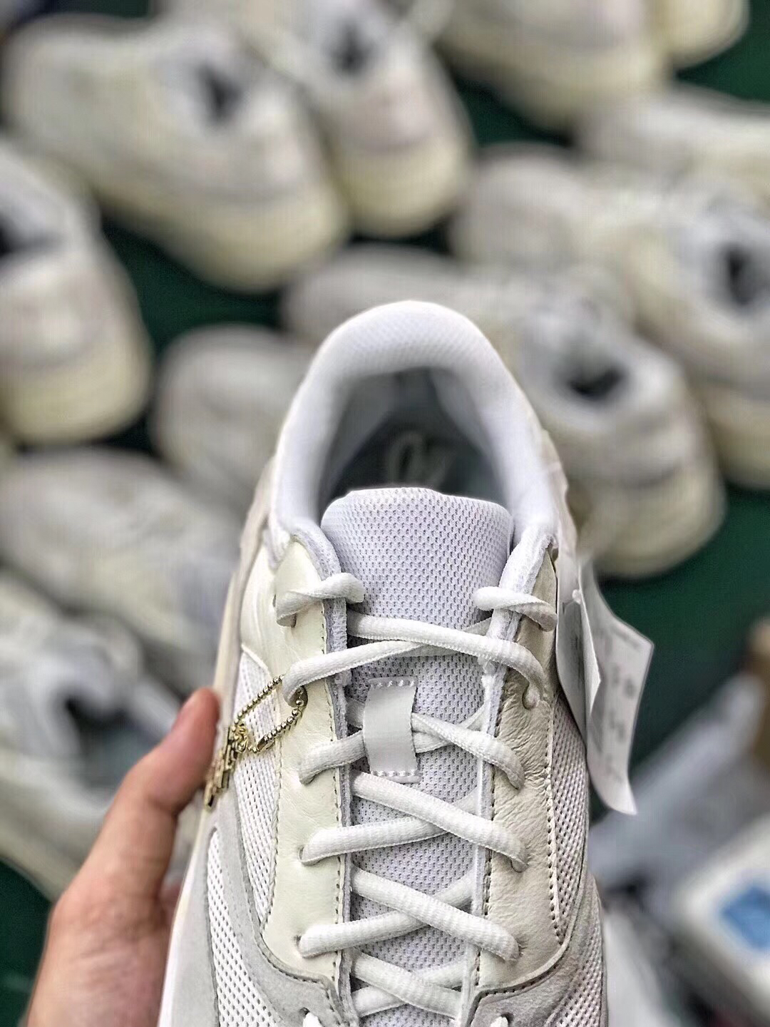 百搭潮流adyeezy700v2奶油白配色原装巴斯夫大底秒杀市场通货对比专柜