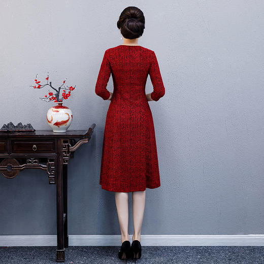 WXG-19090秋冬新款气质妈妈装连衣裙 商品图1