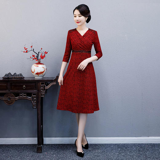 WXG-19090秋冬新款气质妈妈装连衣裙 商品图2