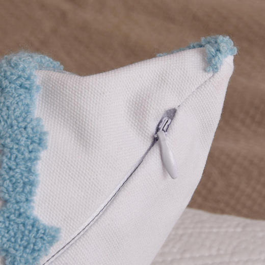 出口刺绣抱枕 蓝方格32×50cm 商品图1