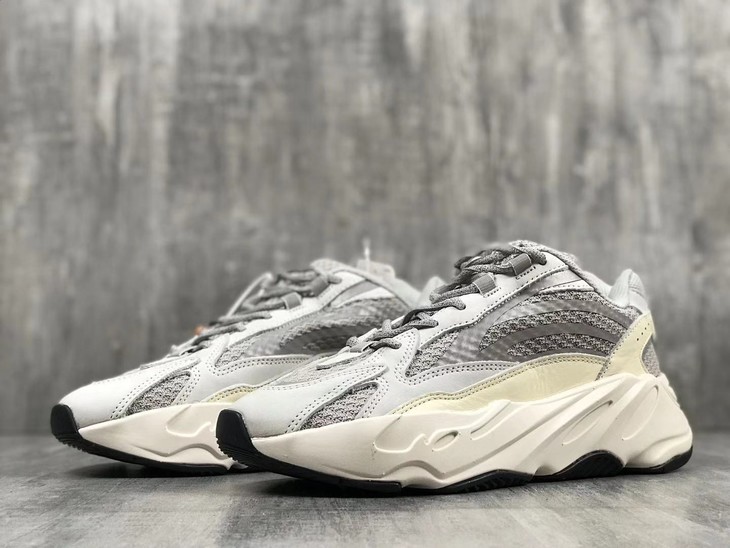 男女yeezyboost700v2geode椰子老爹鞋灰白黑魂